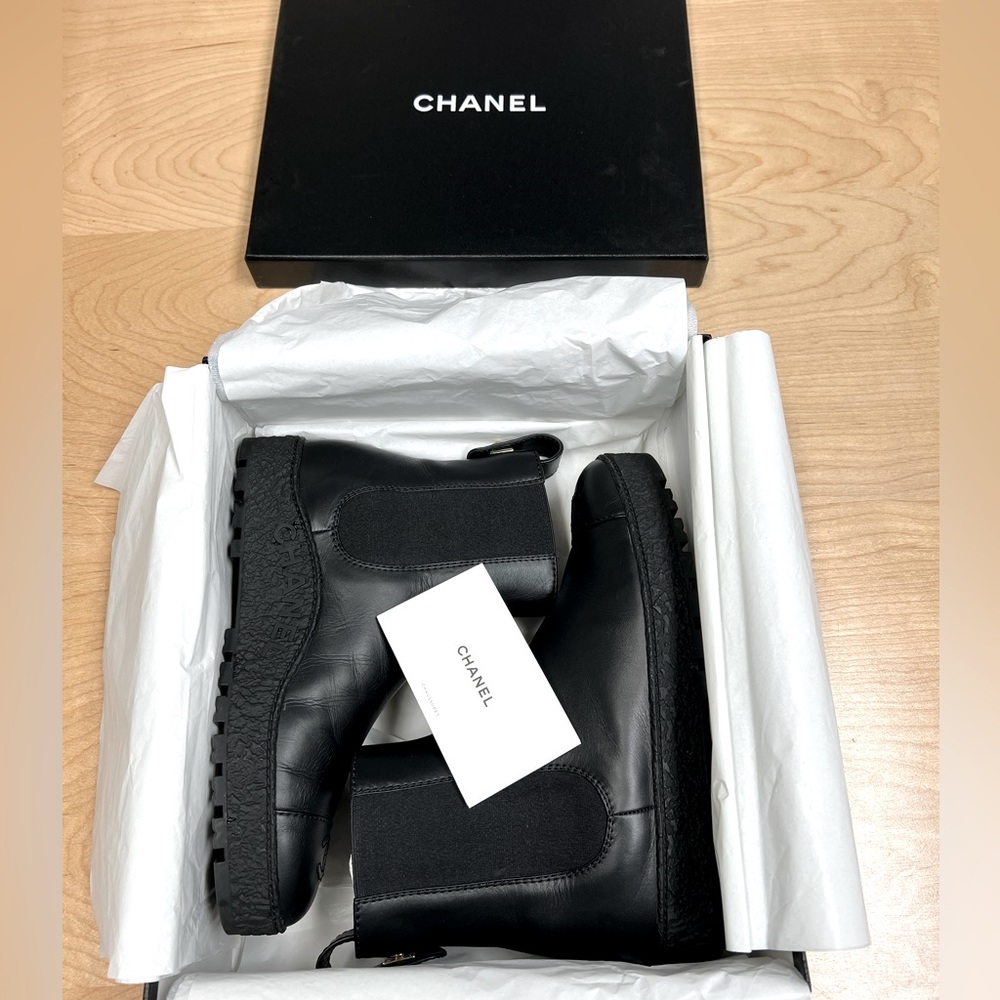 !!SOLD!! Chanel ankle boot